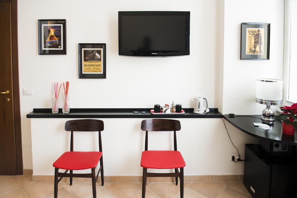 Grammy Suite ローマ 部屋 写真